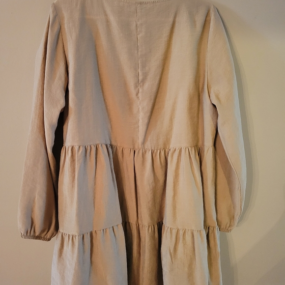 BNWT Zara Tiered Dress - Picture 2 of 3